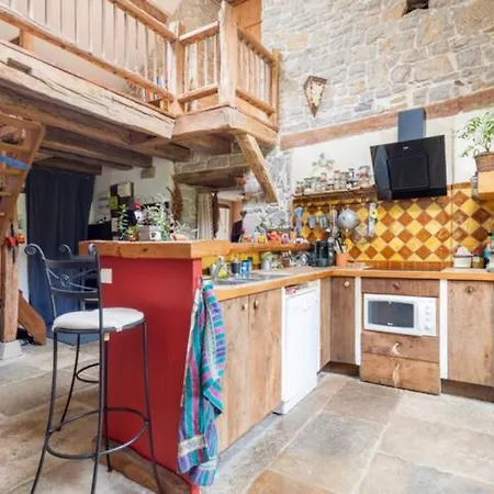 Homestay Maison Du Rostaing